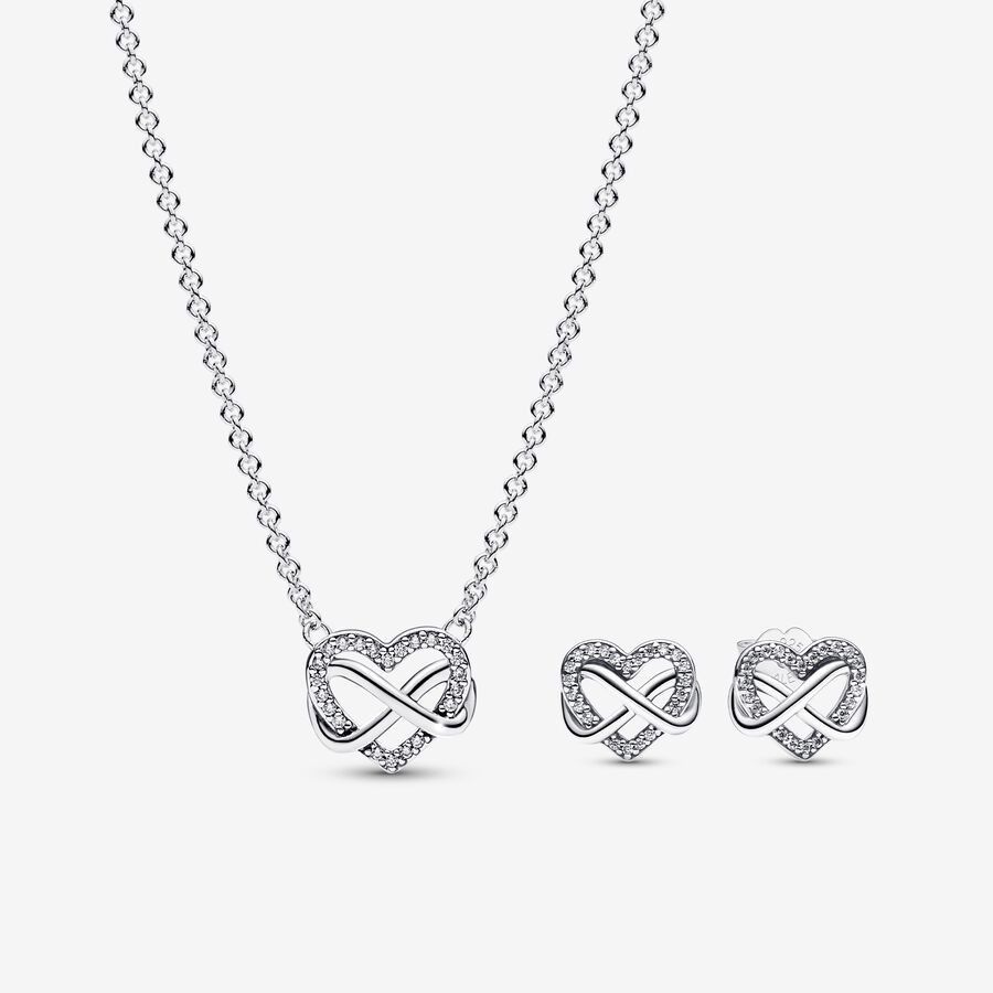 2025 New S925 Silver Love Gold Rune Necklace Simple and Versatile Snowflake Herbal Clavicle Chain