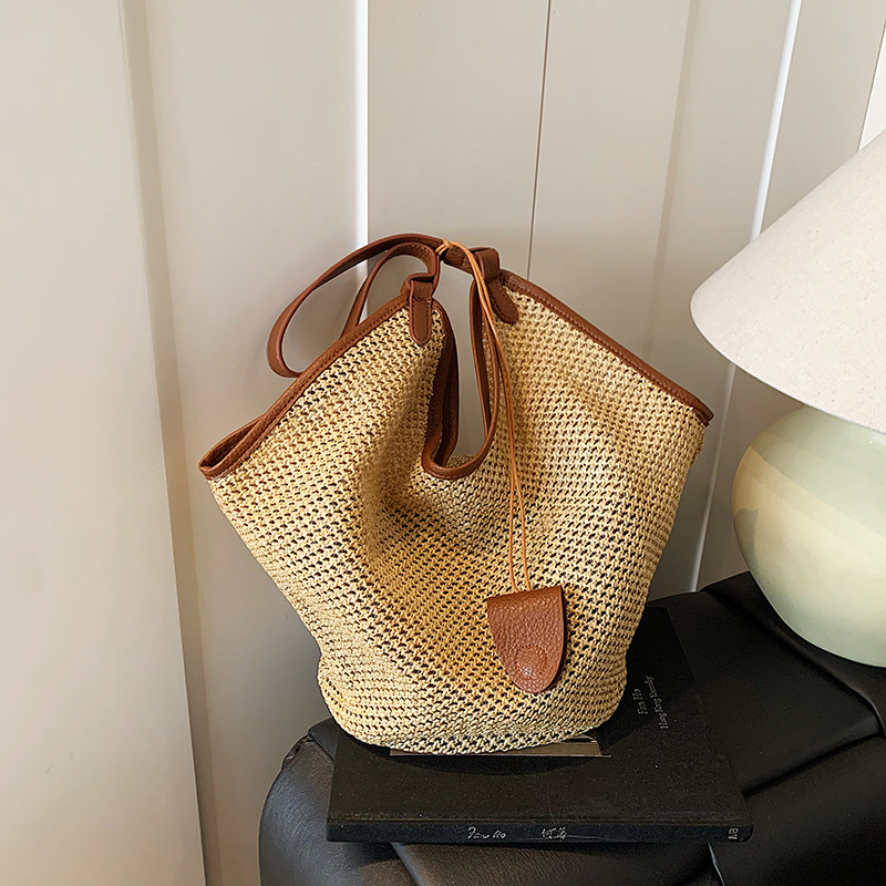 Beach Vacation Large Capacity Straw Weaving Bag Lightweight Bags New Korean Ins Handbag One-shoulder Tote Bag