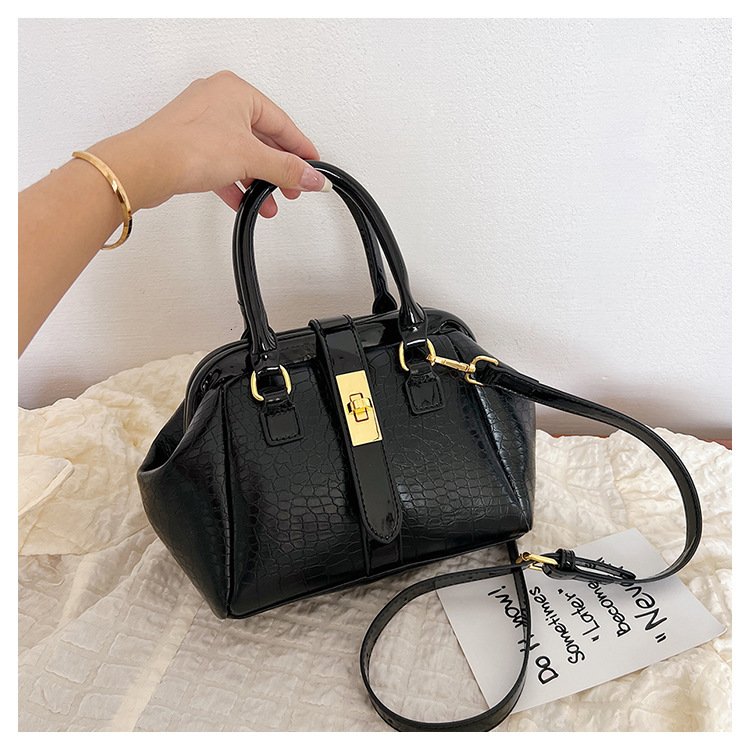 High quality brand, new high-quality free designer bag, new exquisite and luxurious handbag, textured stone pattern shoulder bag, brand new free desig