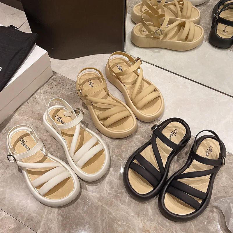 Sexy Model Buckle Sandals Travel Slippers Summer Fashion Nonslip Round Toe Hollow Comfortable Casual Flat Shoes 250526