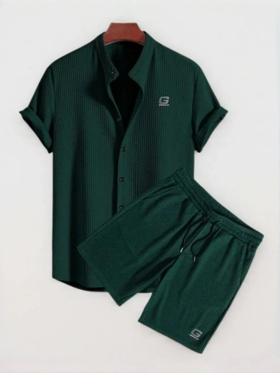 2025 Mens Casual Loose Multicolor Beachwear Corduroy Short Sleeve Shorts TwoPiece Set Hanstyle Collar Applique Top 250519