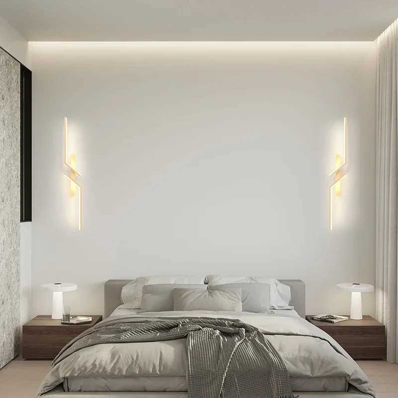 Gold Wall Lamp Minimalist Bedroom Modern Creative LED Bedside Wall Sconce LED Lights Living Room TV Sofa Background Wall LampXJ250526