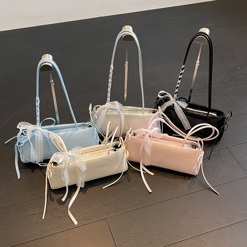 2025 New Fashion Korean Ballet Style Niche Underarm Bag Elegant Commuter Shoulder Handbag for Women