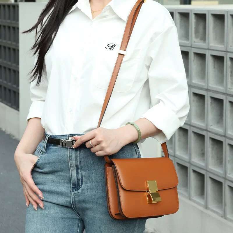 2024 New Fashionable Tofu Box Original Leather Shoulder Crossbody Bag Small Square Explosion Popular Women's