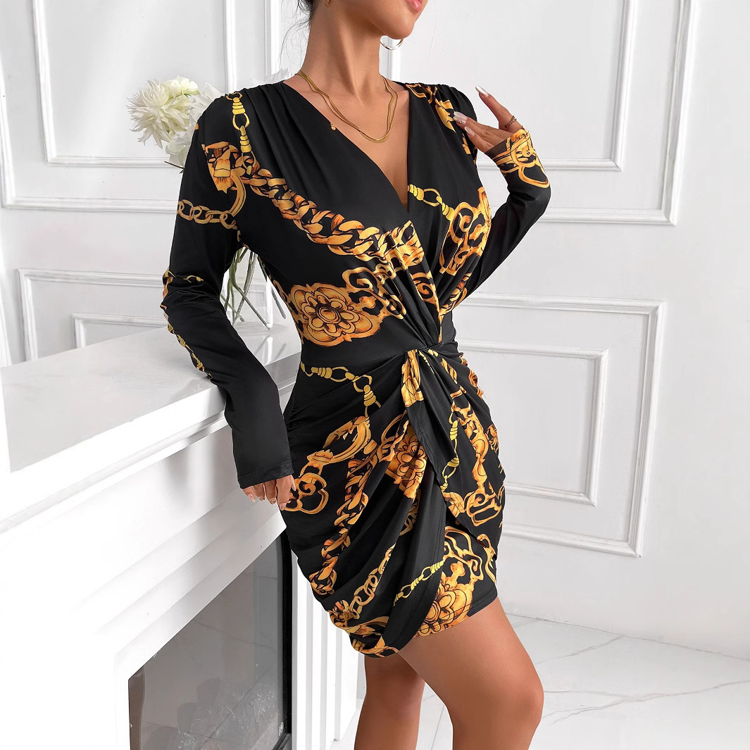 New womens dress with fashionable temperament printed long sleeved V-neck hip hugging elastic short skirt for banquet