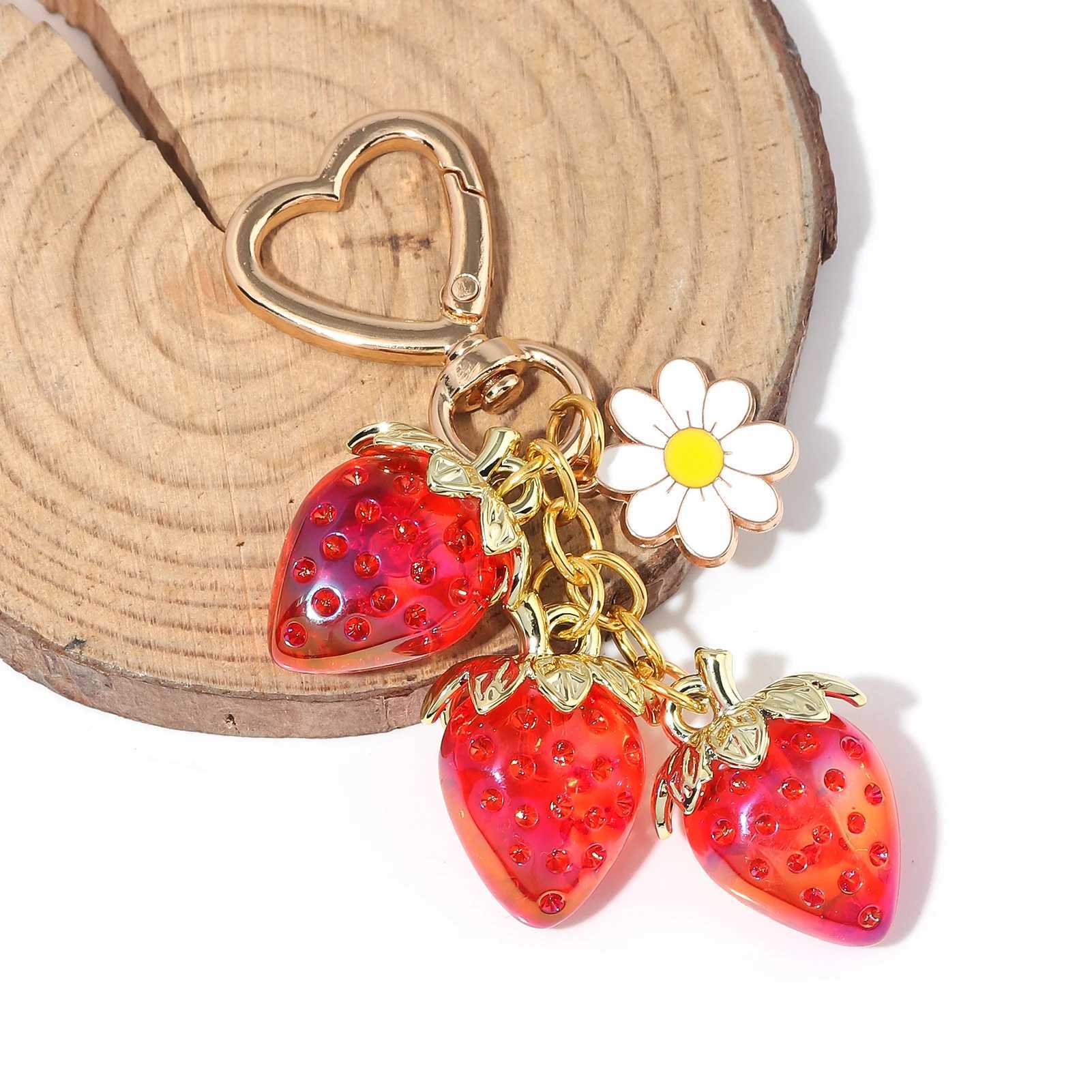 Womens Bag Pendant Delicious Fruit Strawberry Apple Pendant Couple Keychain Cute Strawberry Charm Key Ring Clothing Accessories XJ250524