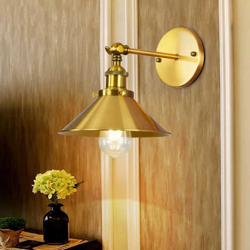 Retro Wall Lamp Bronze American Lampshade Nordic Minimalist Study Bedroom Staircases Bedside Iron Rocker Vintage Bracket LightXJ250526