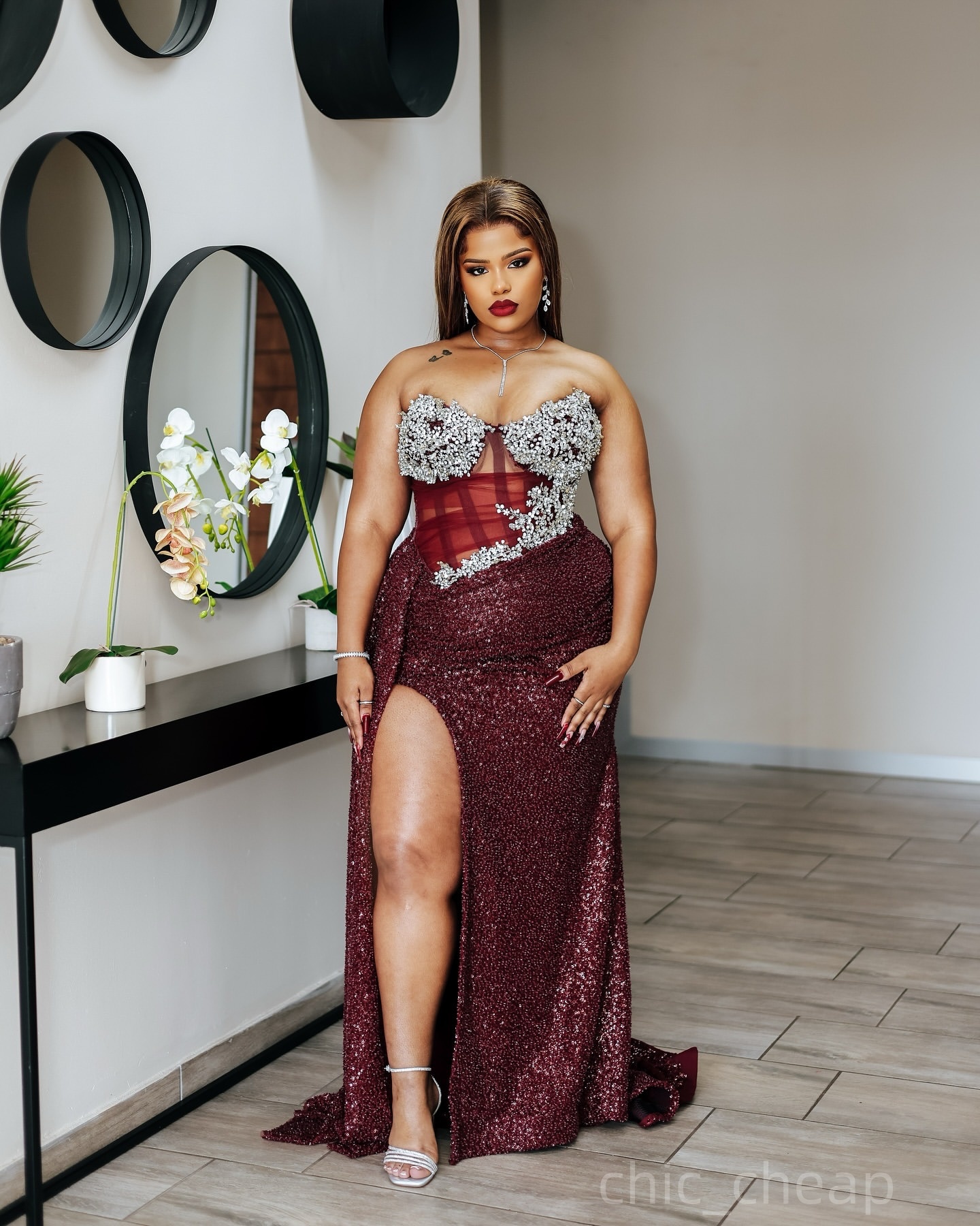 Burgundy Sheath Prom Dresses 2025 Beaded Crystals Sequined High Split Evening Formal Party Second Birthday Engagement Gowns Plus Size Dress For Specia
