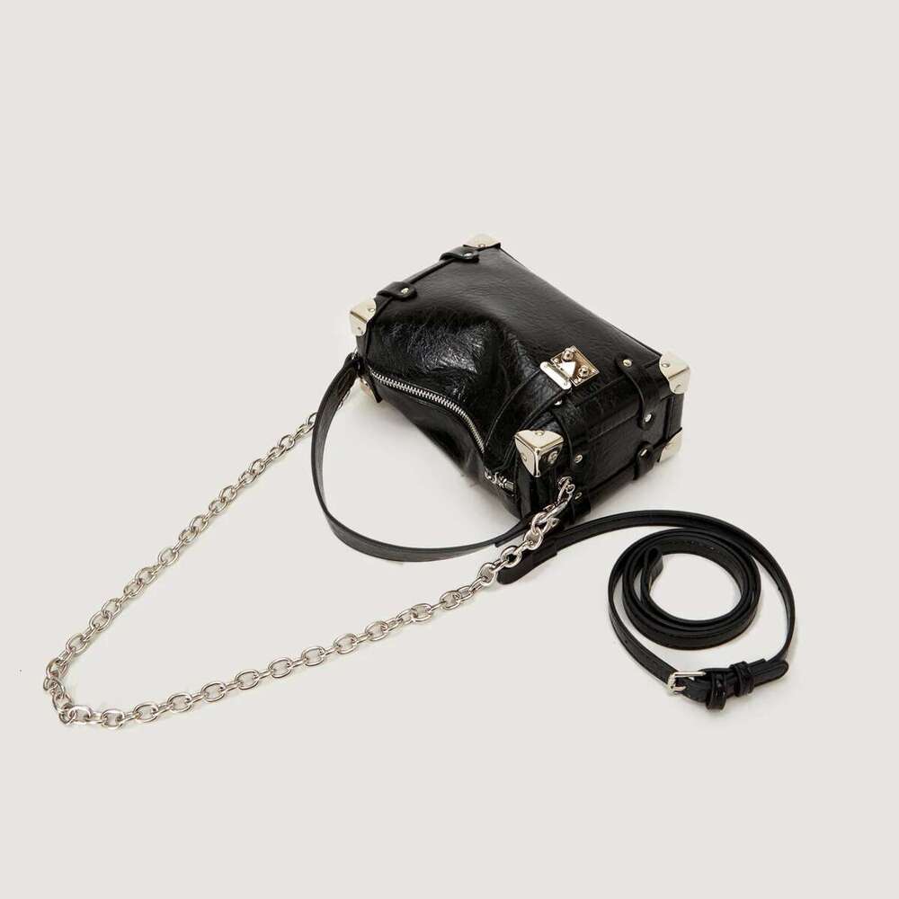 Hot Selling Women's Women Vintage Inspired Brown Suede Satchel Bag Retro Buckle Detailing For Fashion Forward Looks Designer Bags