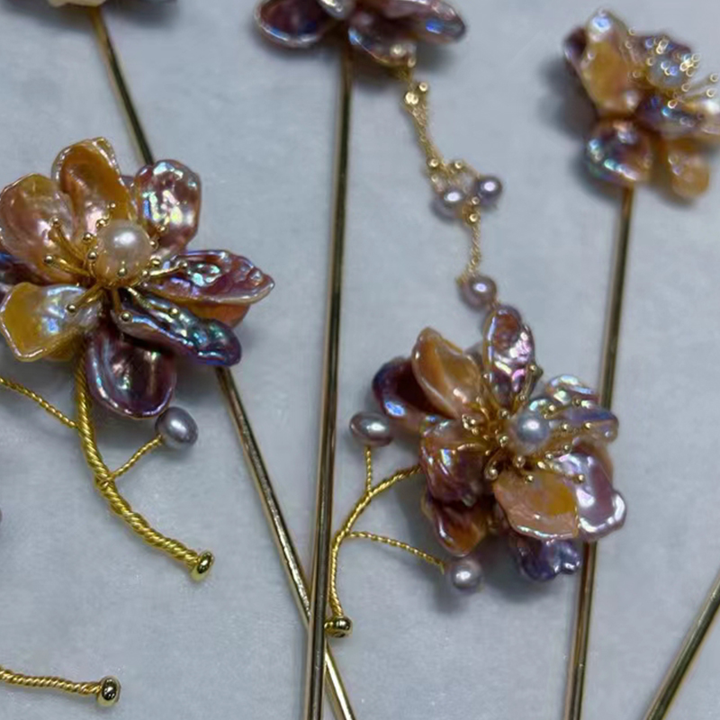 Chic Vintage Style Women's Flower Pin with Real Pearls for Earrings Accessory Collection