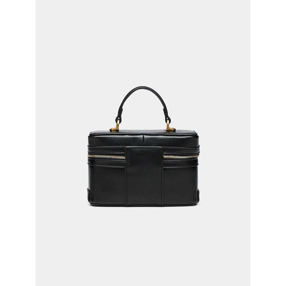 Women's Bags Designer Summer New All-In-One Black Single Shoulder Popular Portable Hard Fashion Small Square Bag