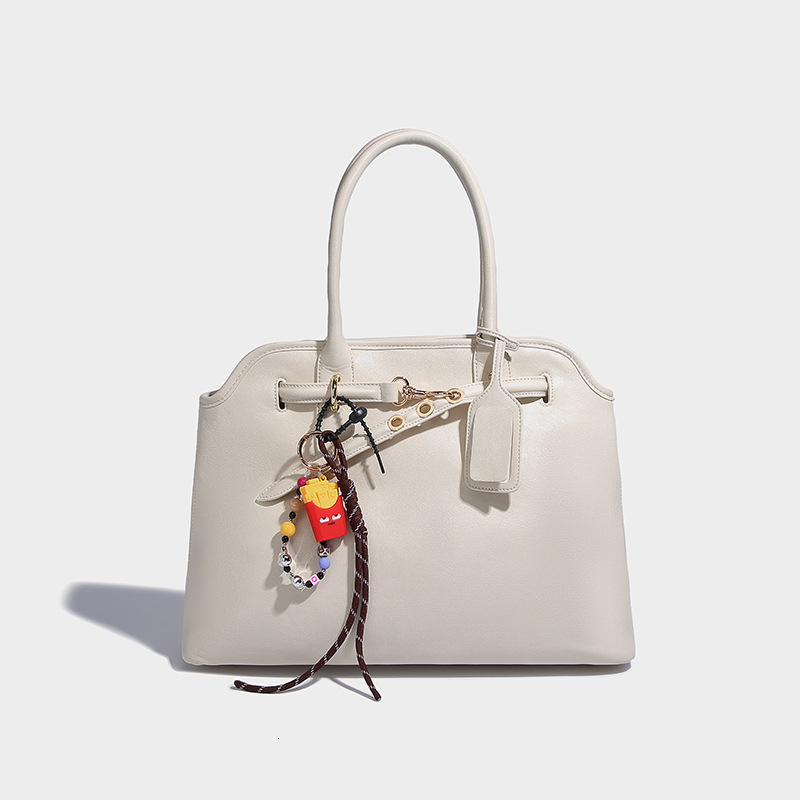 Niche Design High-end Handbag for Women 2024 Autumn Winter New Commuter Large Capacity Fashion Shoulder Bag