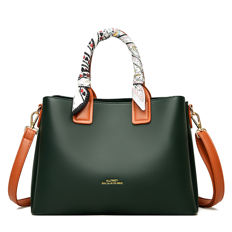 Free Shipping Designer Bag High End Handbag For Women In 2025 New Fashionable Handbag Stylish And Large Capacity Versatile Women's Shoulder Bag C