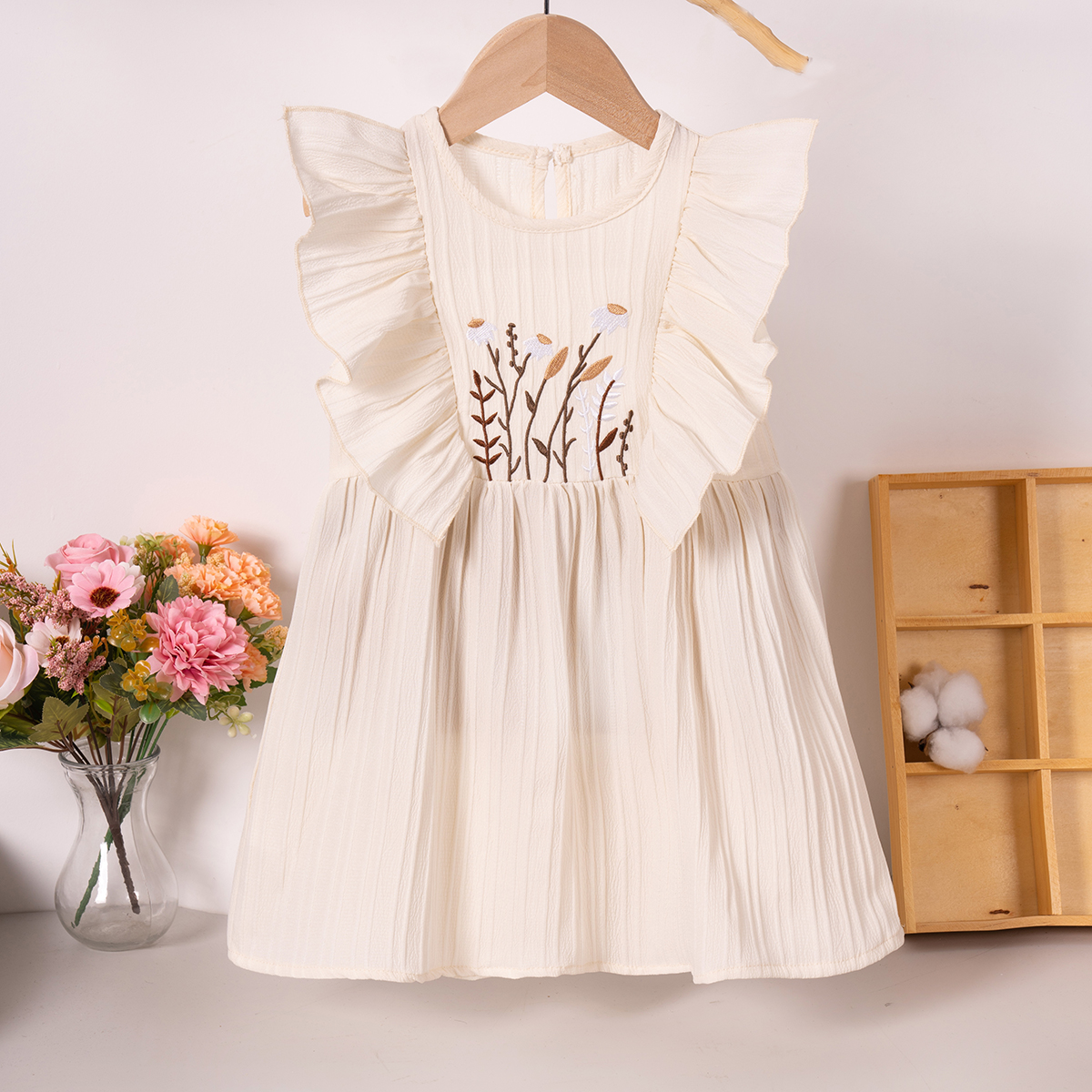 Baby Girl New Summer Casual Embroidered Dress, Baby Clothes Butterfly Sleeve Sweetheart Dress, Baby Designer Clothing for daily wear and outings. SS01