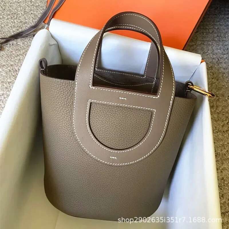 Soft Genuine Cow Leather Pig Nose Vegetable Basket Water Bucket Handbag Women's 2023 New Spring Season Single Shoulder Loop Bag