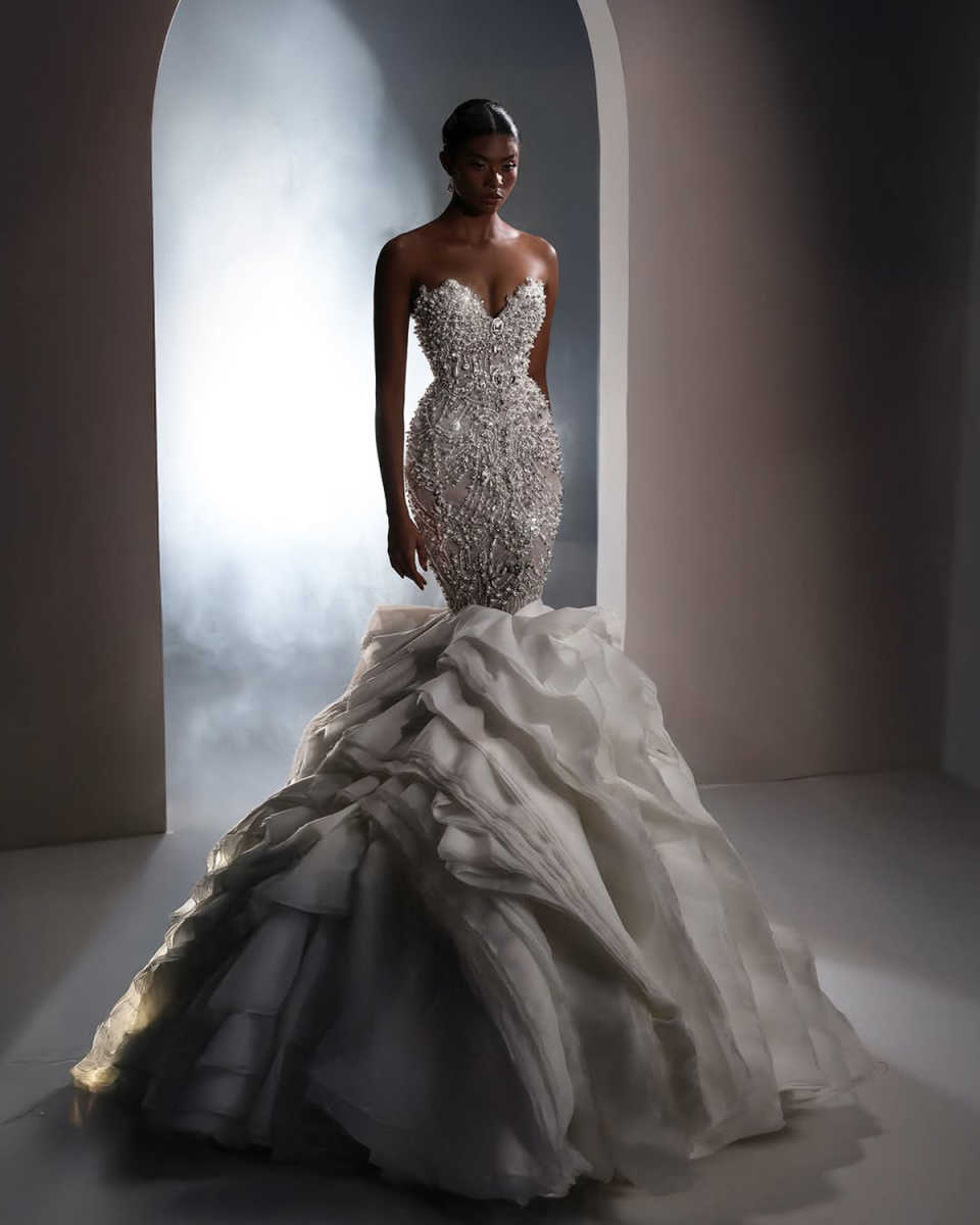 Luxurious Beaded Mermaid Wedding Dresses Arabic Sexy Strapless Crystal Beading Bridal Gowns Tiered Ruffles Customized