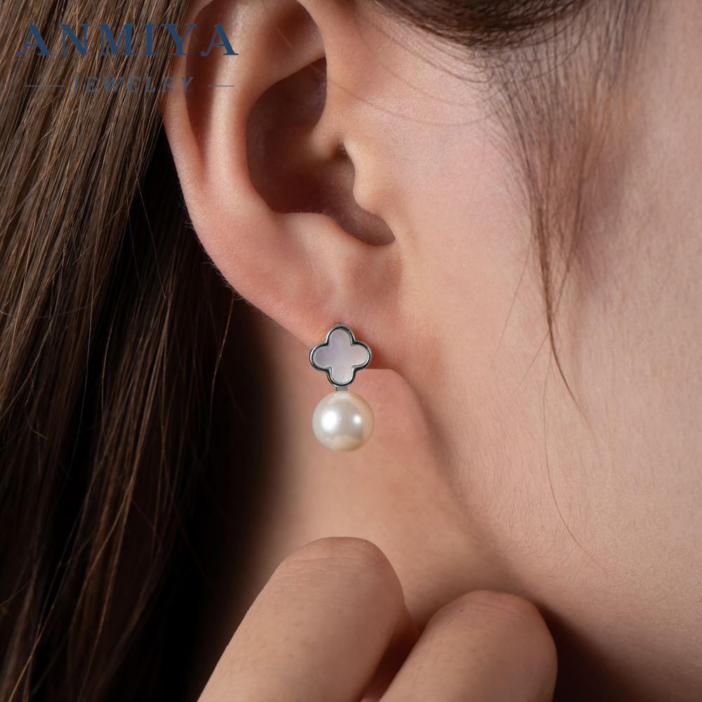New Arrival Four Leaf Clover Earrings Trendy Jewelry Elegant Mother of Peal Four Clover Freshwater Pearl 925 Silver Earring
