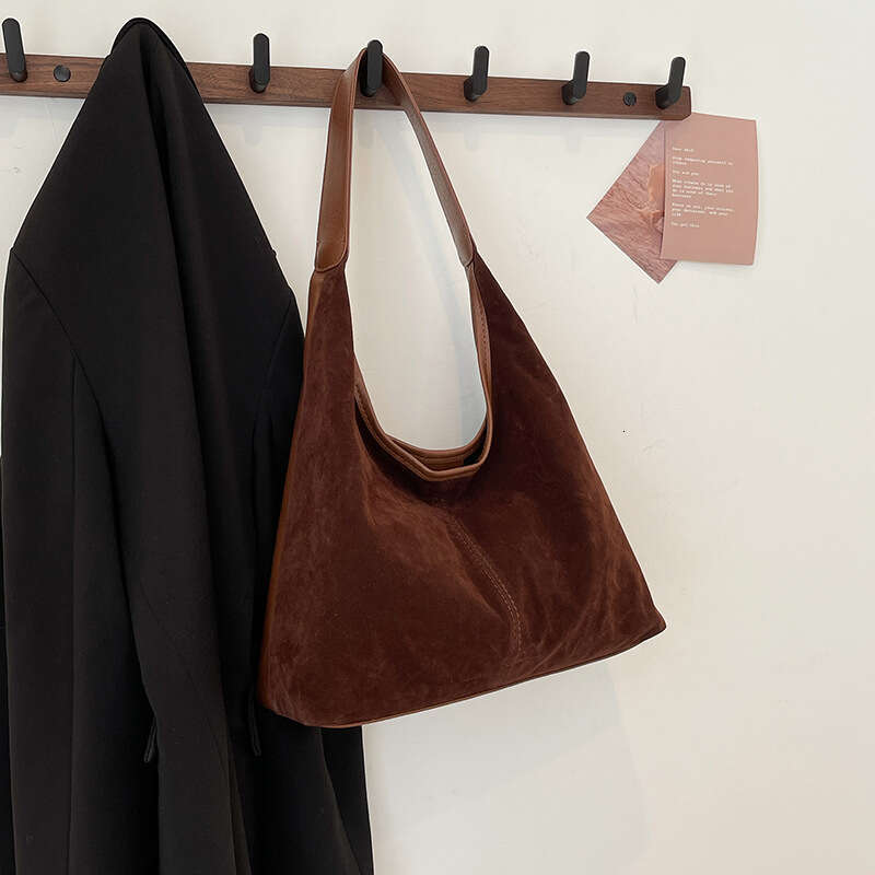 Minimalist Underarm Four Seasons High-Quality Texture Large Capacity Women's Shoulder Versatile Tote Bag Trendy