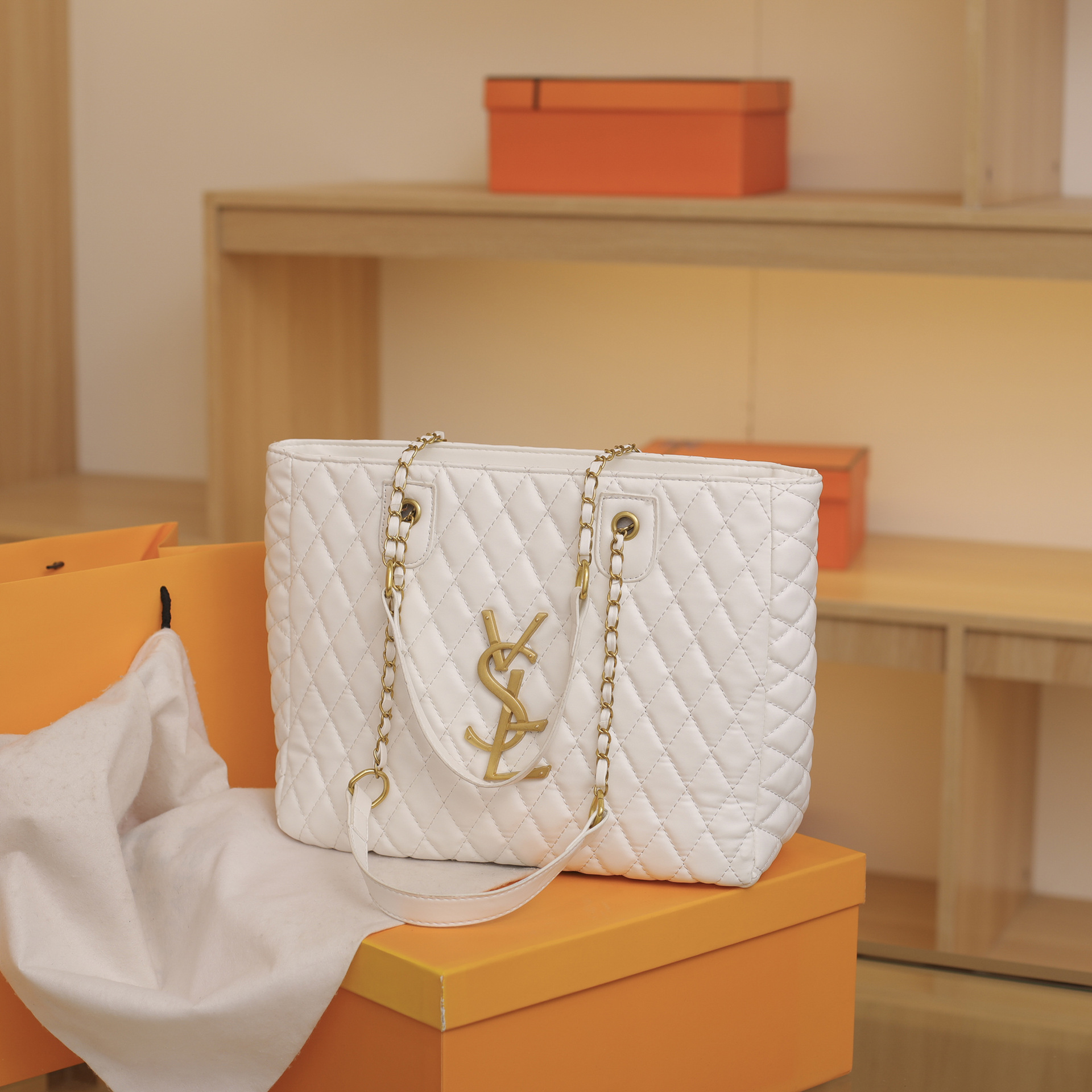Lingge chain large capacity bag women's new fashion simple temperament shoulder bag underarm cross-body tote bag 2025s hot