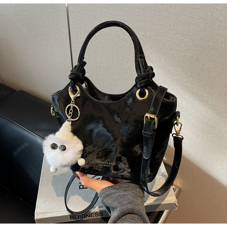 New Niche Design Handbag Women, High-End Versatile Fashion Bucket Bag, Commuter Shoulder Crossbody Bag for Ladies