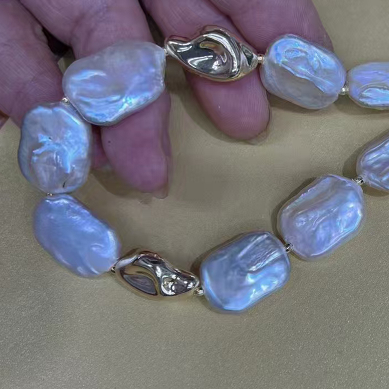 Classical Style Loose-Baroque Squared Pearls Necklace Made from High-Quality Natural Freshwater