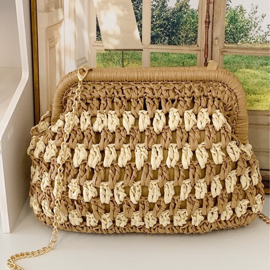 2025 Yuzi Woven Clutch Pleated Shell Straw Chain Crossbody Vacation Beach Bag for Women