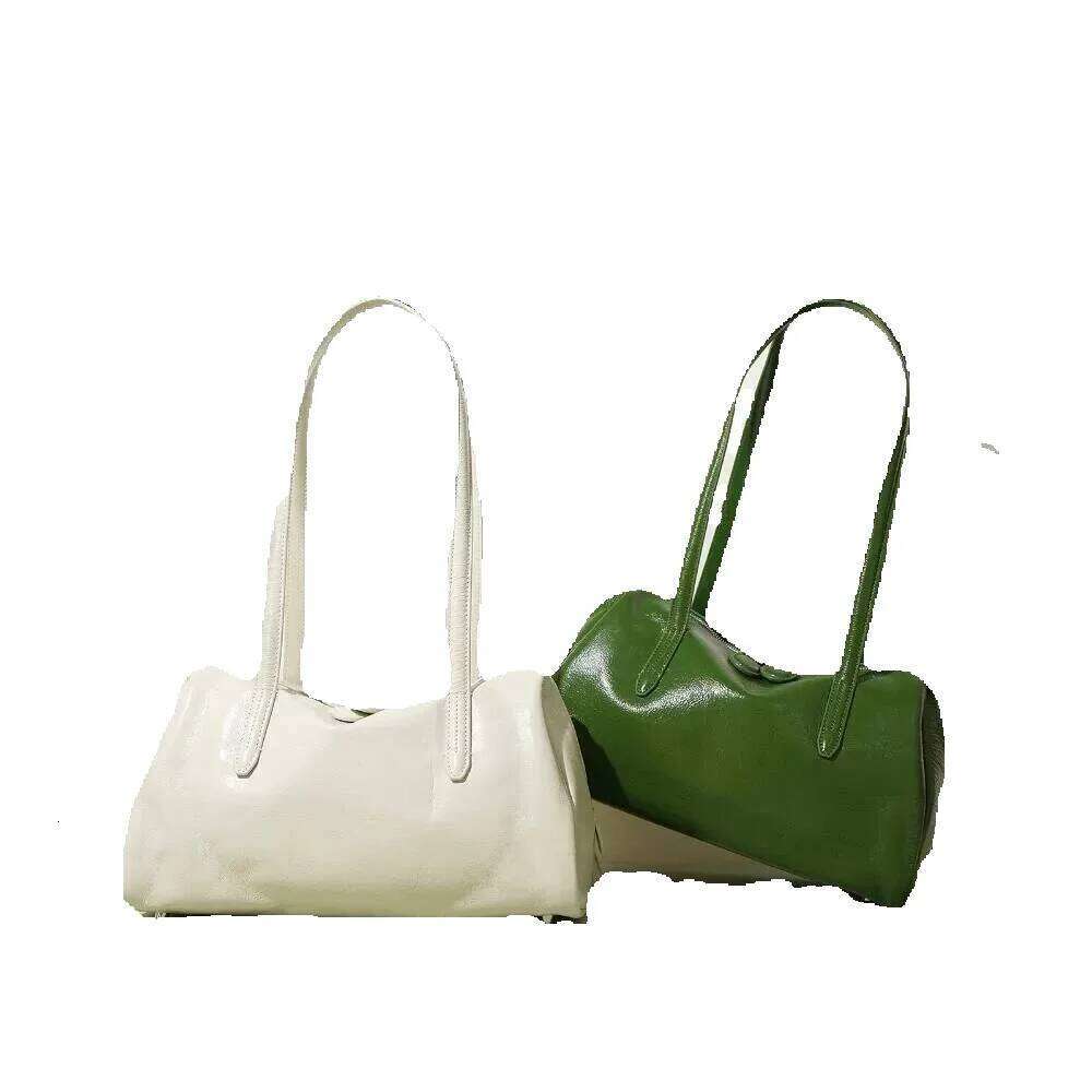 Designer Luxury Designer Luxury Motingsome Green Bags Retro Women Bag Oil Wax Cowhide Leather Handbag Vintage Boston Pillow Lady Daily Purses 2024