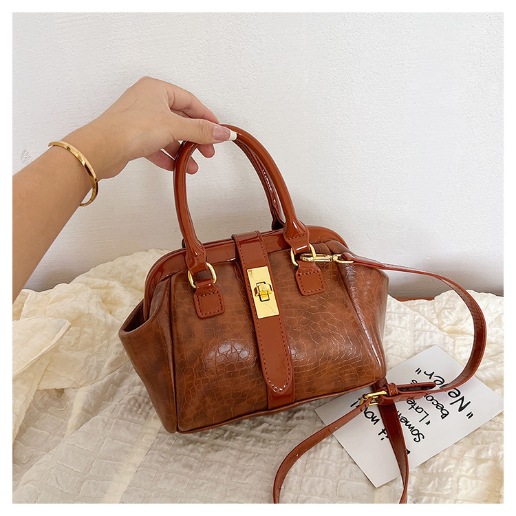 High quality brand, new high-quality free designer bag, new exquisite and luxurious handbag, textured stone pattern shoulder bag, brand new free desig