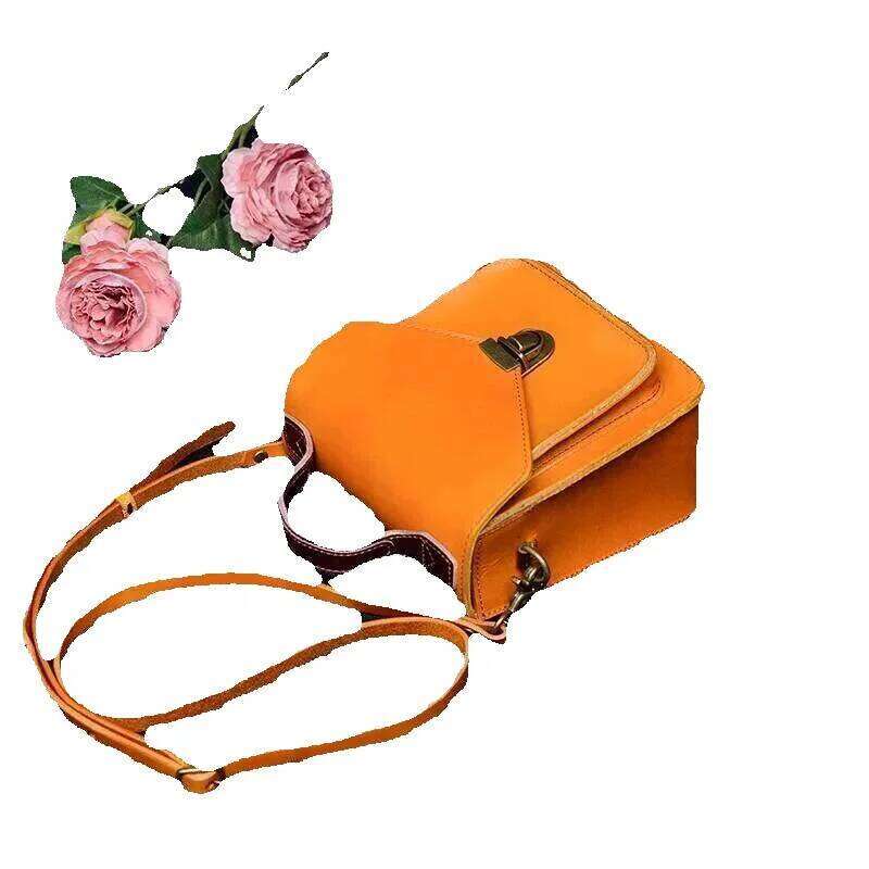 Designer Luxury Designer Luxury Designer Luxury Messenger Handmade First Layer Cowhide Small Soft Leather Mobile Phone One Shoulder Messenger Female B