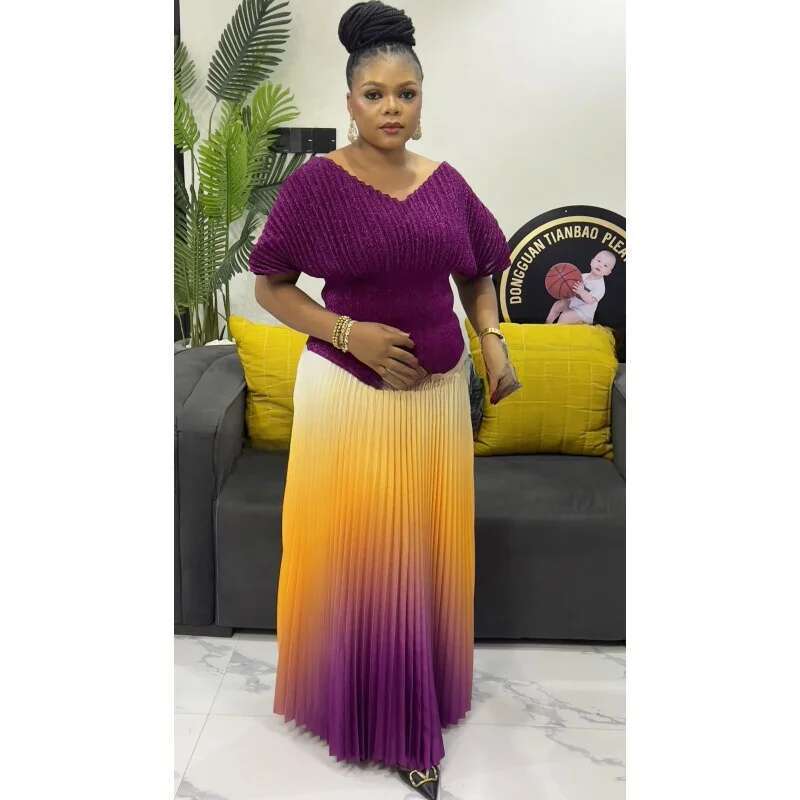 DUOSHA Pleated 2 Pieces Set Women Fashion V Neck Short Batwing Sleeves Irregular Hem T-Shirt + New Gradient Color Skirt