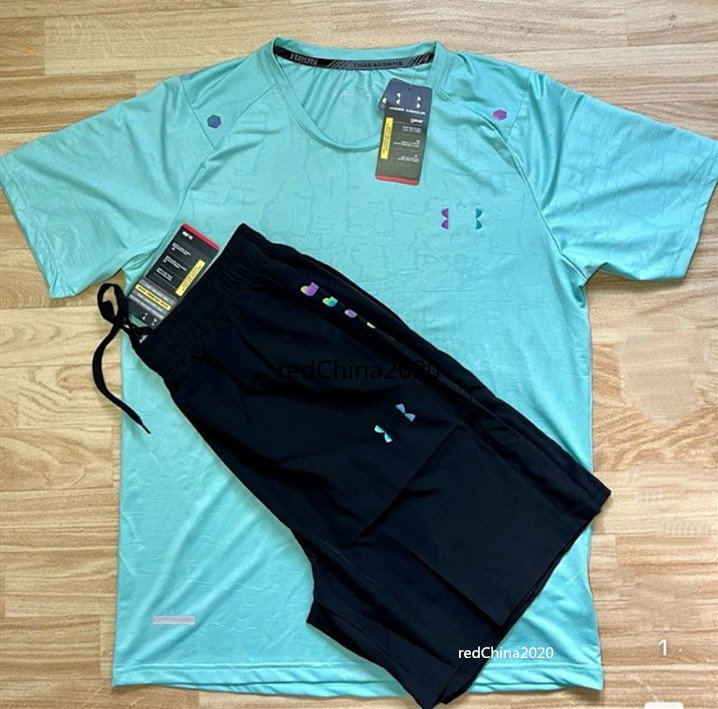 Mens Designer Quick Drying T-shirt Sports Training Set Short Sleeve Track Field Reflective Running Fitness Basketball Sportswear tracksuit gym shorts set 5890