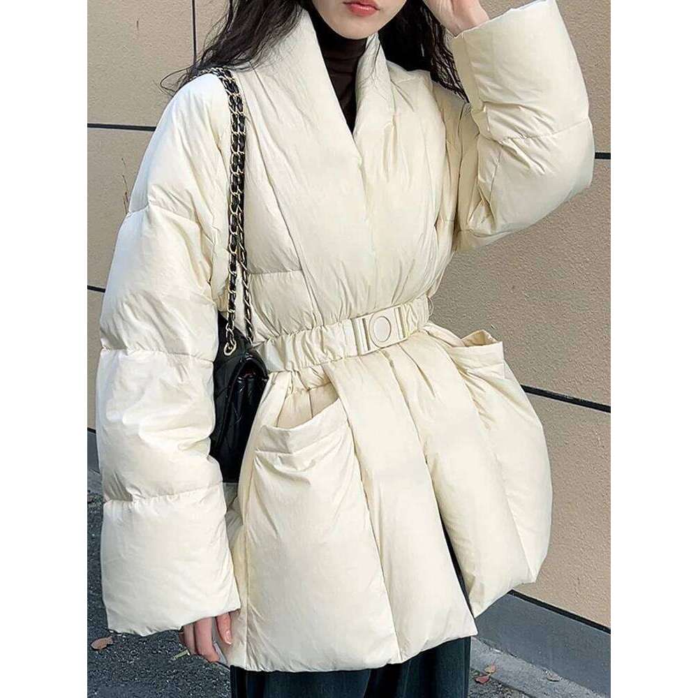 LANMREM V-Neck Waist Wrapped Down Coat Female Long Sleeves Solid Color Belt Warm Fashion Streetwear Coats 2024 Winter 2Da8029