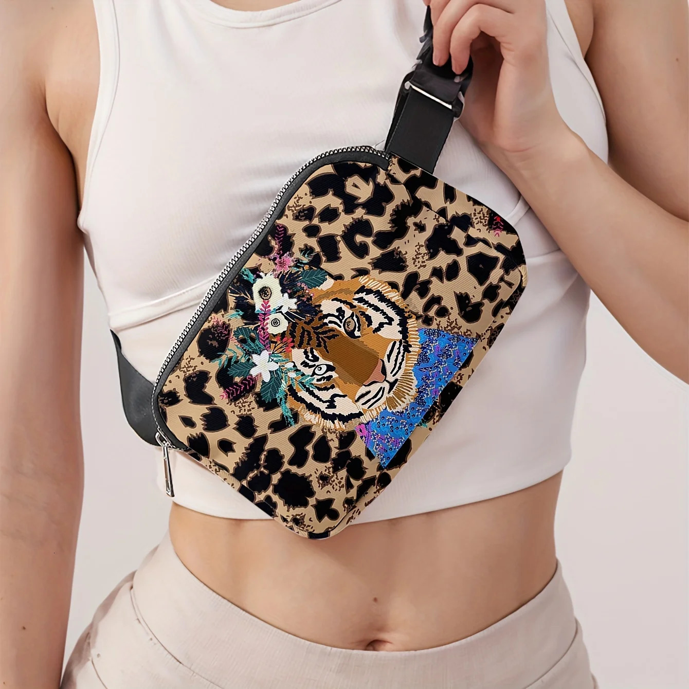 1pc tiger pattern printed fashionable adjustable crossbody bag a neutral sports waist bag suitable for running 250526