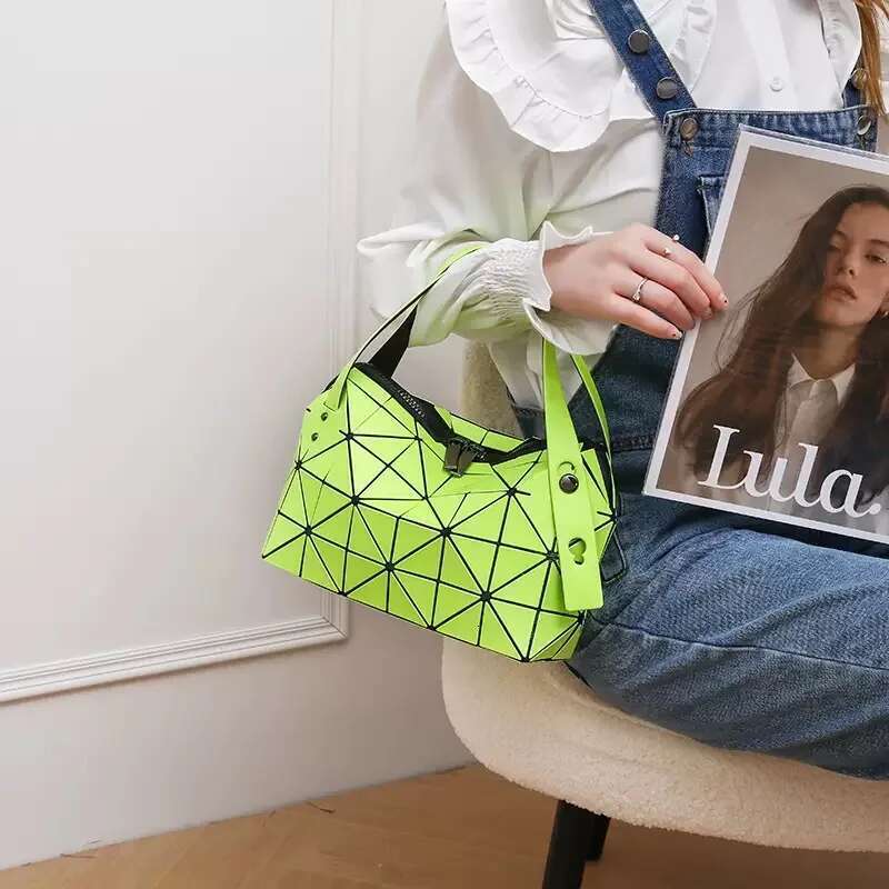 Boston Pillow Commuter Shoulder Tote Underarm Bag, Fashion Versatile Geometric Quilted Dumpling Bag