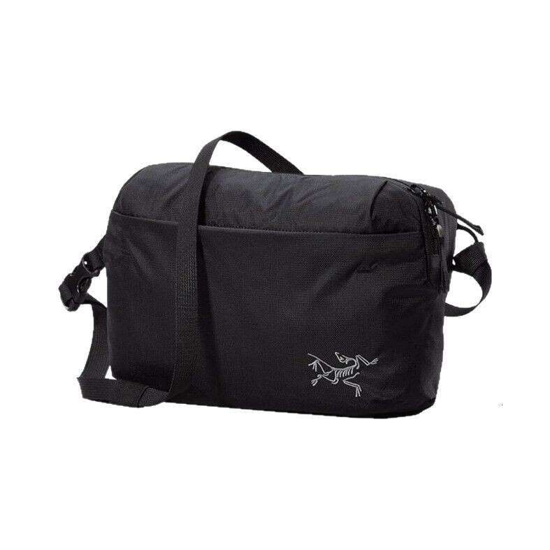 Chicken Skeleton Bird Heliad 6L Outdoor Lightweight Travel Shoulder Casual Crossbody Versatile Waist Bag