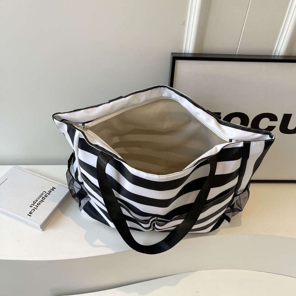 Beach 2025 Summer Shoulder Literary Fresh Striped Canvas Tote Bag Large Capacity Handbag