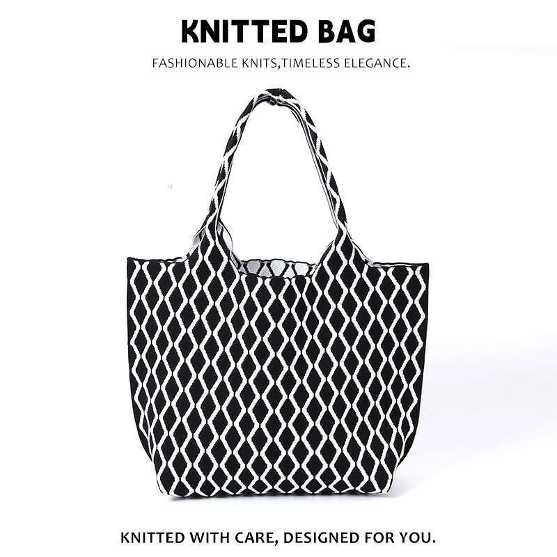 Women's Bags Designer New Large Capacity Women's Knitted Niche Plaid Shoulder Bag Versatile Commuter Handbag