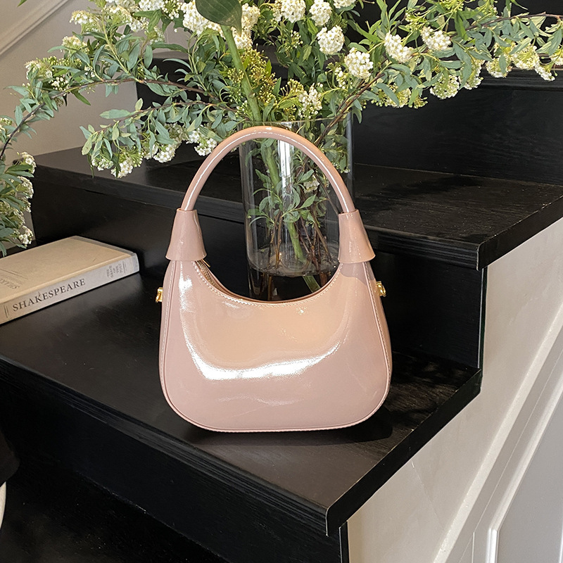 2025 New Oil Wax Leather Handbag for Women, Niche Light Luxury Underarm Bag, High-end Versatile Simple Shoulder Bag