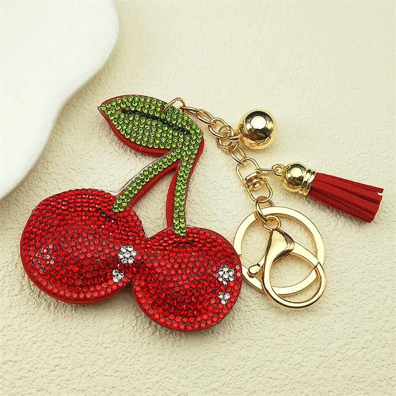 Cute Cherry Keychain Ring for Women and Men Red Rhinestone Summer Bag Charm Keyholder Fashion Jewelry Gift L250928XBVN