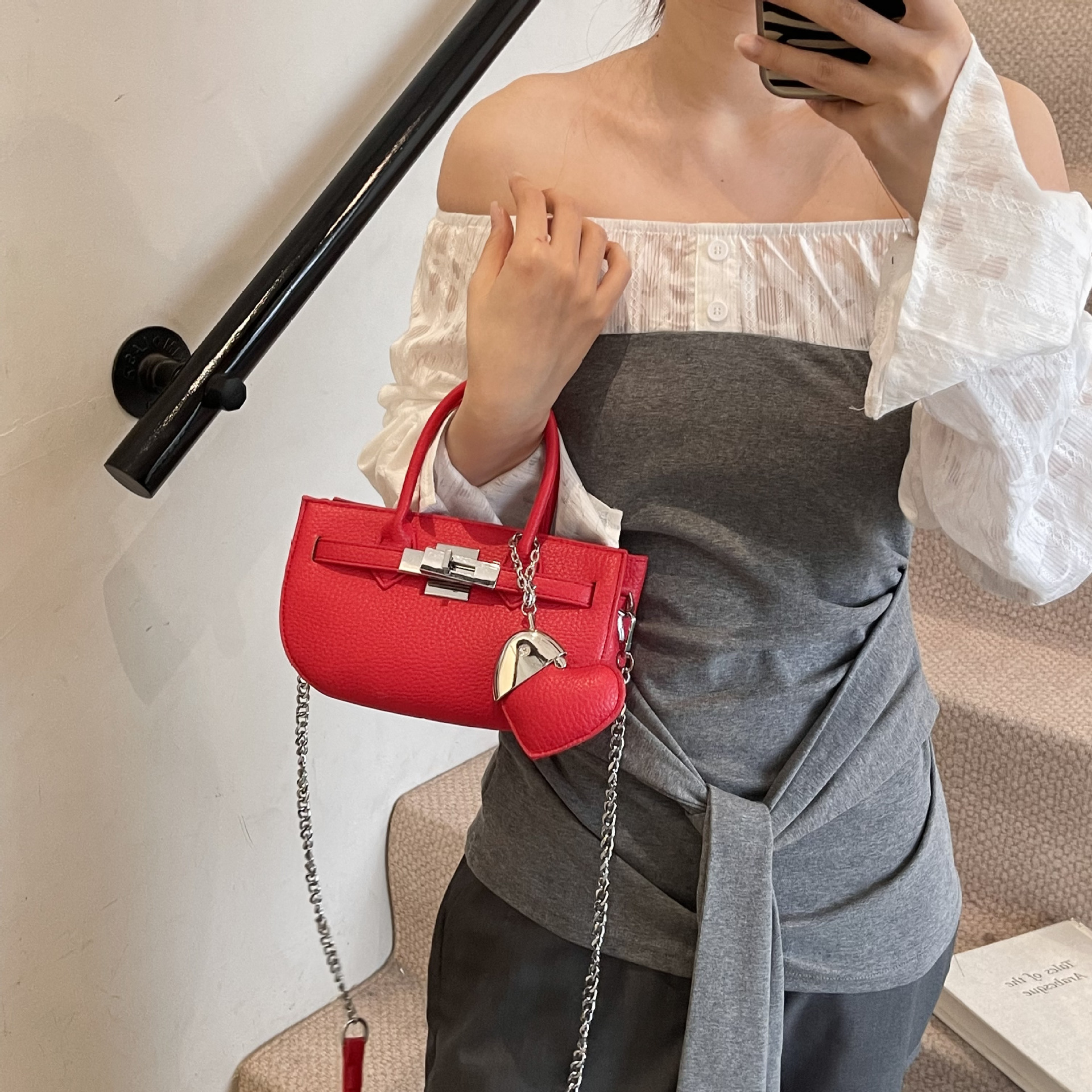 High-end Fashion Chain Handbag for Women 2025 New Korean Style Niche Commuter Versatile Shoulder Crossbody Bag