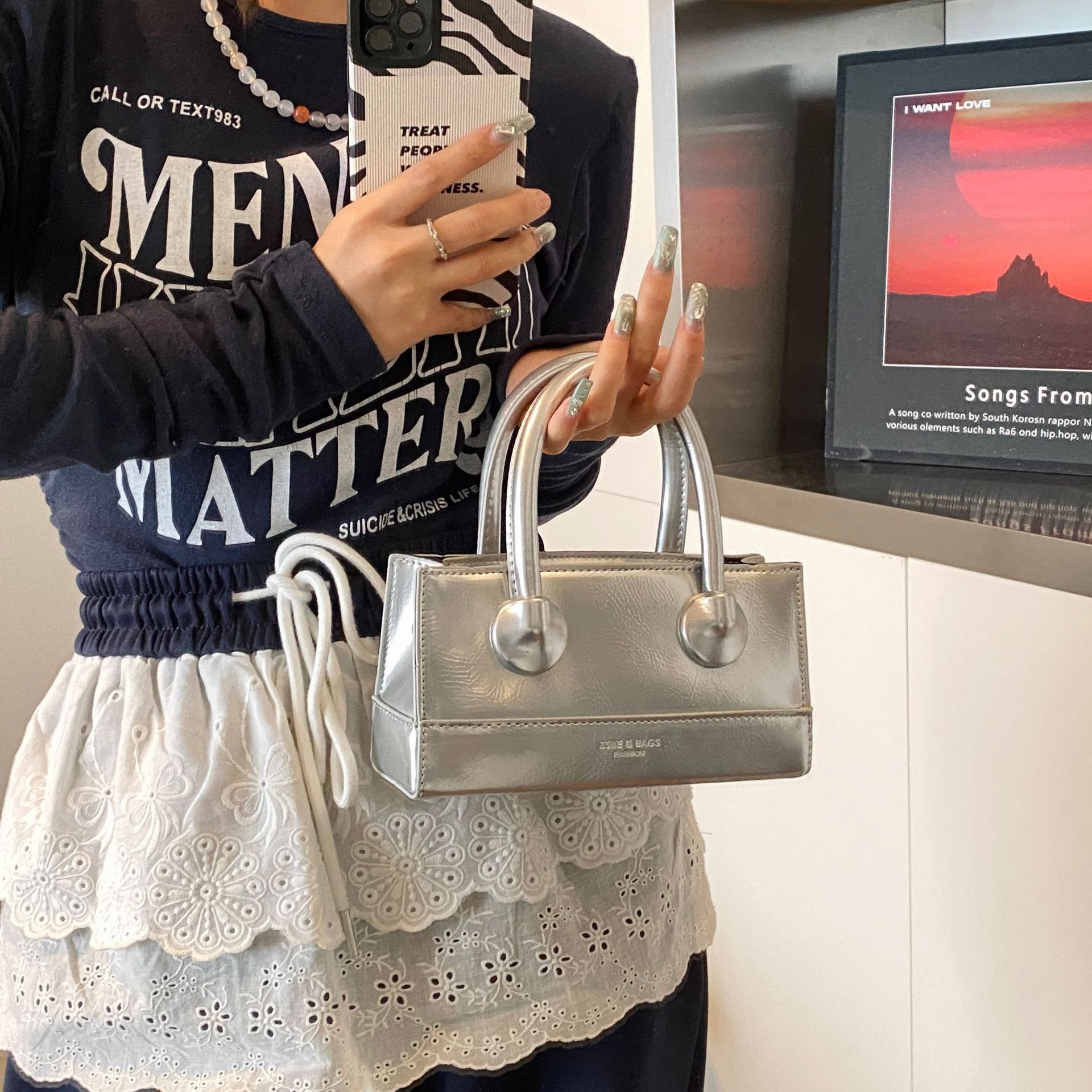 High-End Large Capacity Handbag for Women 2025 New Light Luxury Commuter Versatile Shoulder Fashion Crossbody Small Square Bag