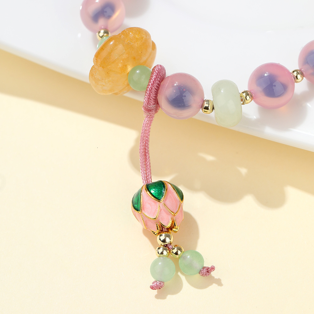 Temple style Sugar Heart Agate Bracelet, Women's New Chinese Handstring, Good Luck Peach Pendant, Bracelet