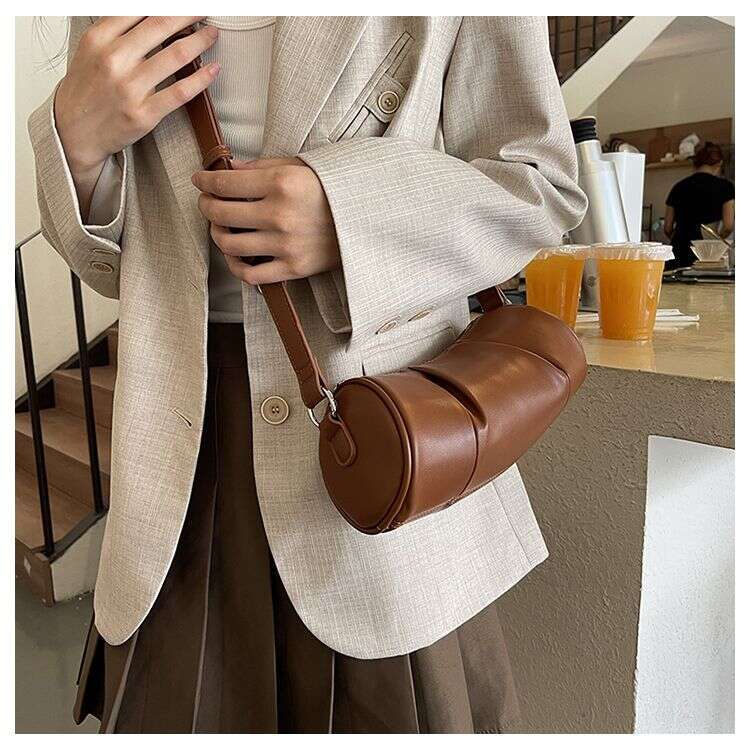 Pleated Cylinder Fashion Lightweight Casual Shoulder High Appearance Temperament Pillow Crossbody Versatile Women's Bag