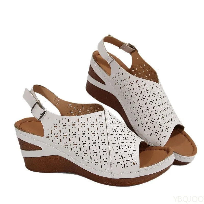 Fashion Thick Sole Beach Shoes Hollow Breathable Wedge Sandals for Women Summer Woman Peep Toe Platform flat shoes 250526