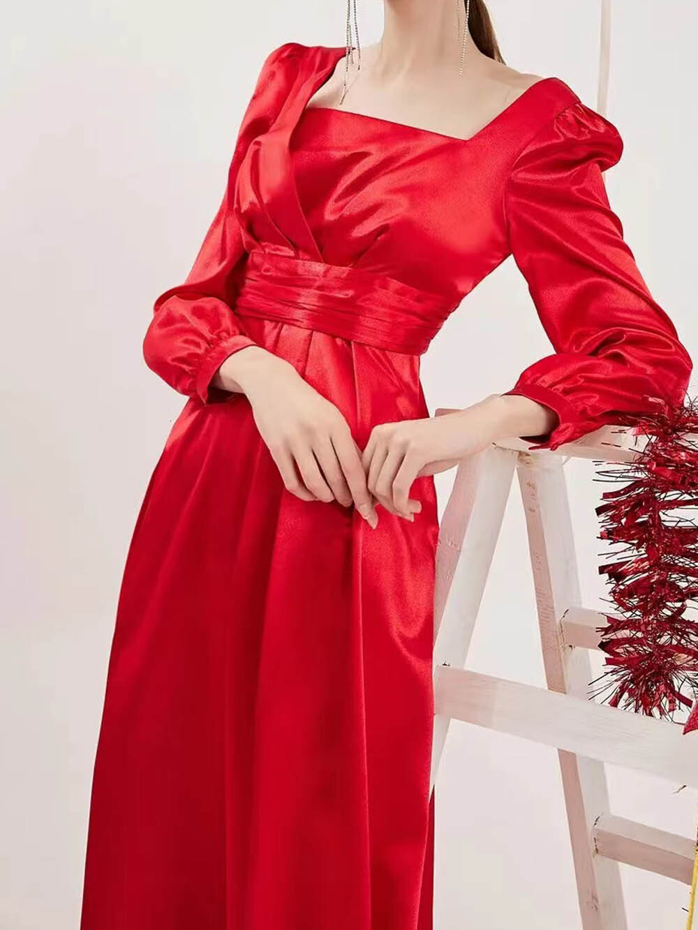 New Summer Long Sleeve Round Neck Satin High Waist Red Dress