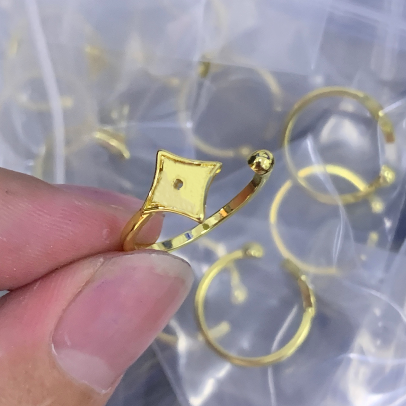 Fashion Jewlery Designer Copper Ring Woman High Quality Crystal Rhinestone Jewlery Designer Woman Engagement Rings Valentine's Day Gift