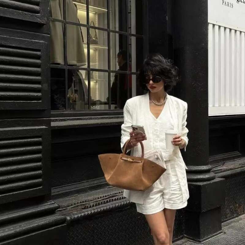 Wing Fashion Dumpling Handheld Large Capacity Tote Versatile Bun bag