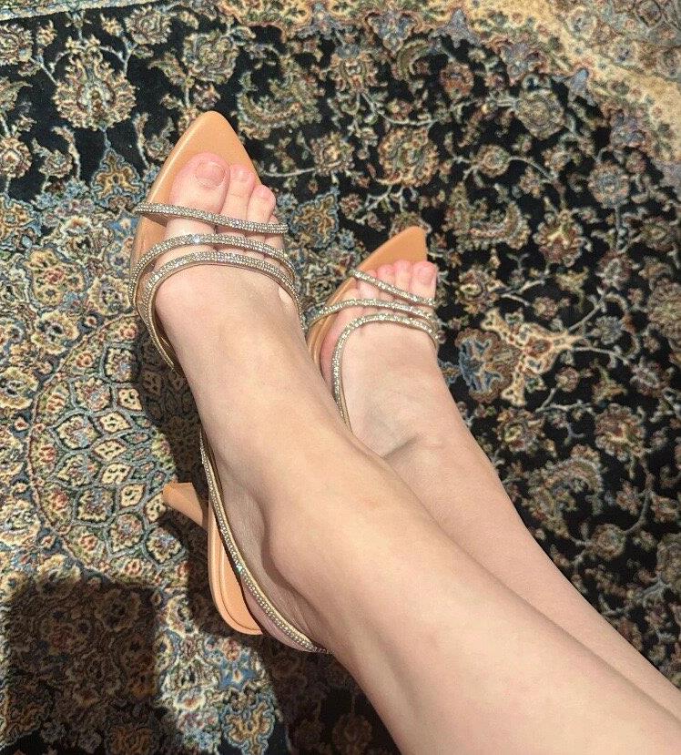 Womens Sandals Summer Open-toe High-heeled Fine Heel Rhinestone Temperament Celebrity One-strap Sandals Traf 250325