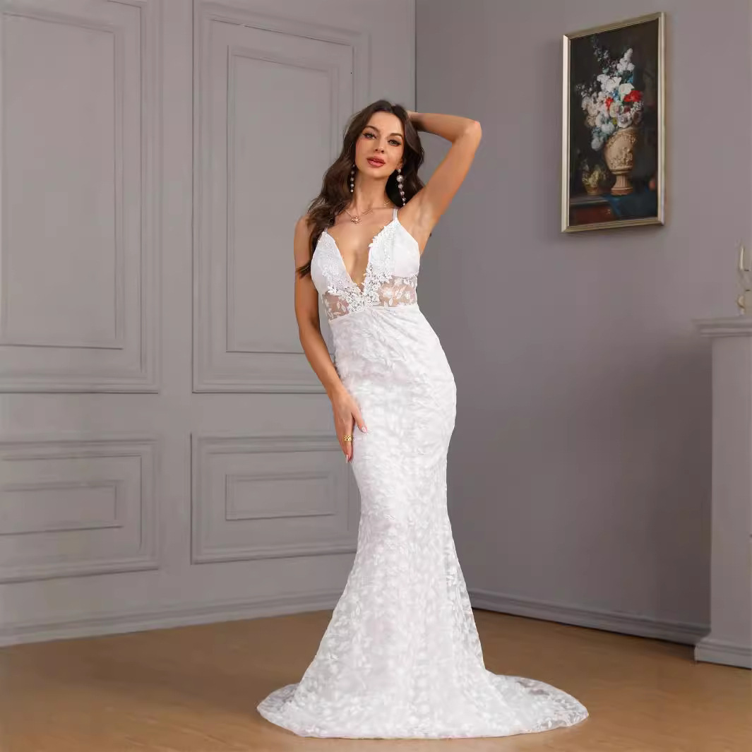 New womens sexy sleeveless camisole trailing slim fit wedding dress