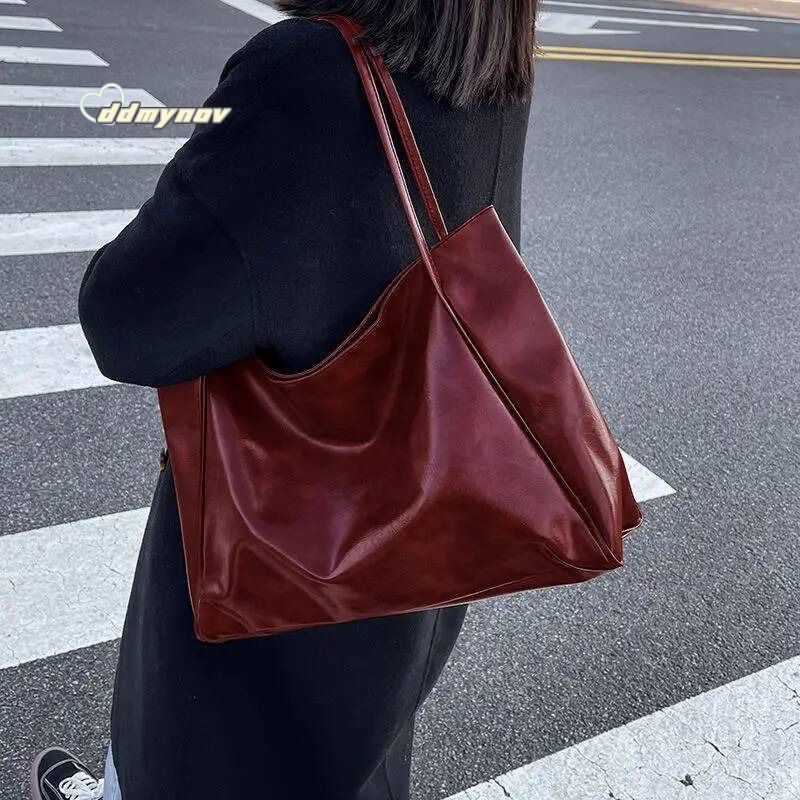 Ladies Fashion Commuter Women's New Oil Leather Hundred Handbag Large Capacity Shoulder Girls Tote Bag ddmynov